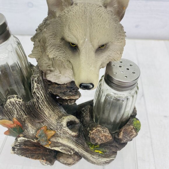 DWK 2011 Animal  Gray Wolf Leaves  Resin Holder w Salt And Pepper Shaker Set 3 - Picture 8 of 16